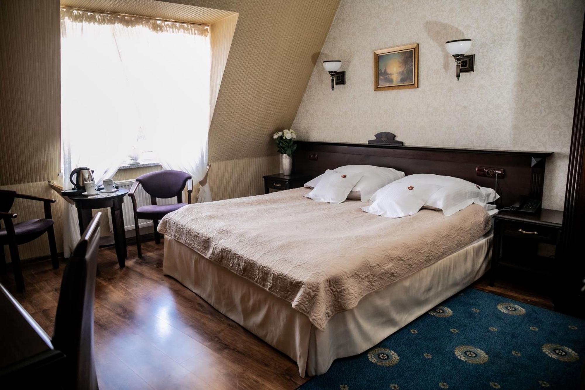 Olawian Hotel Oława Eksteriør bilde
