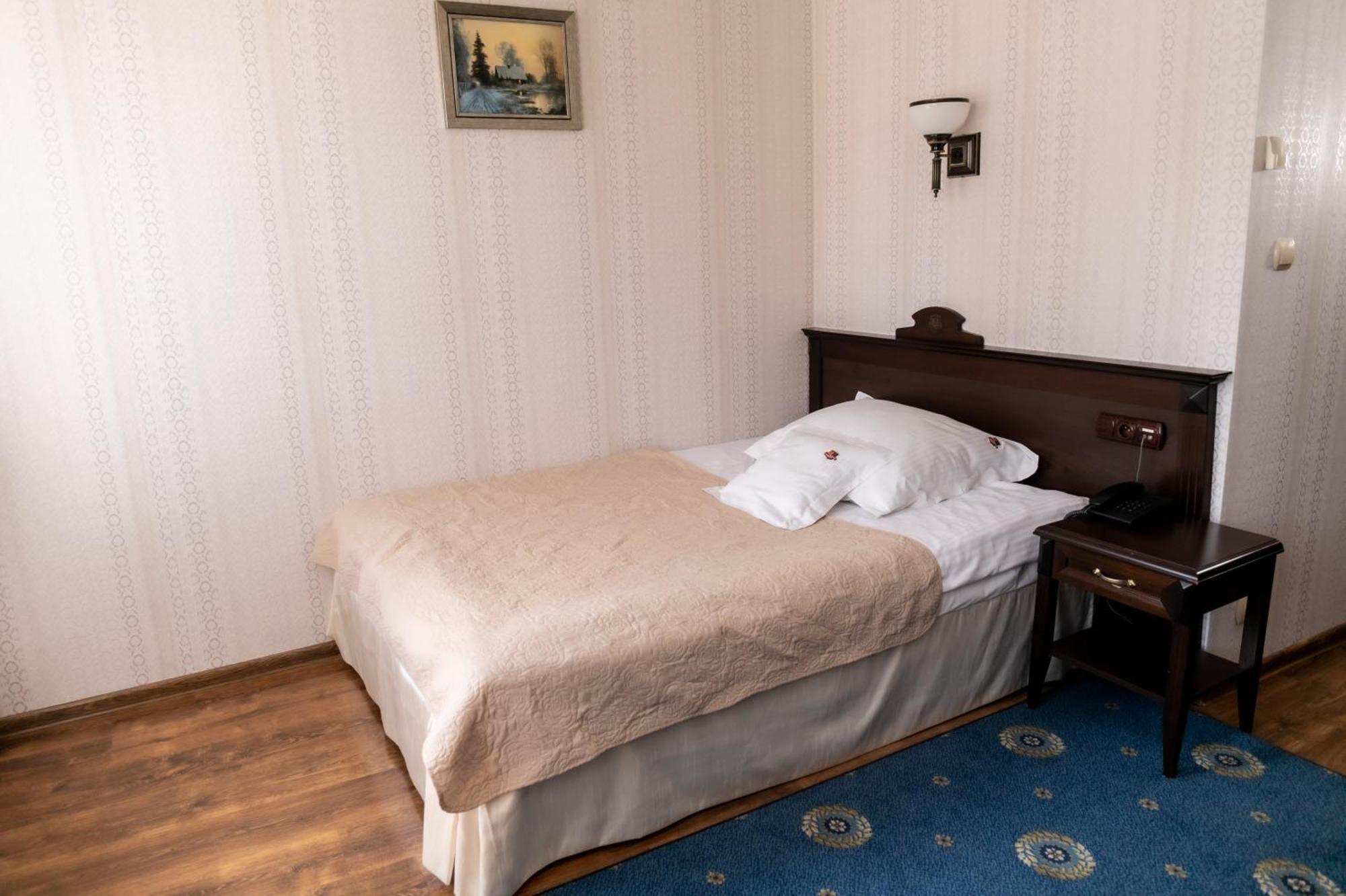 Olawian Hotel Oława Eksteriør bilde