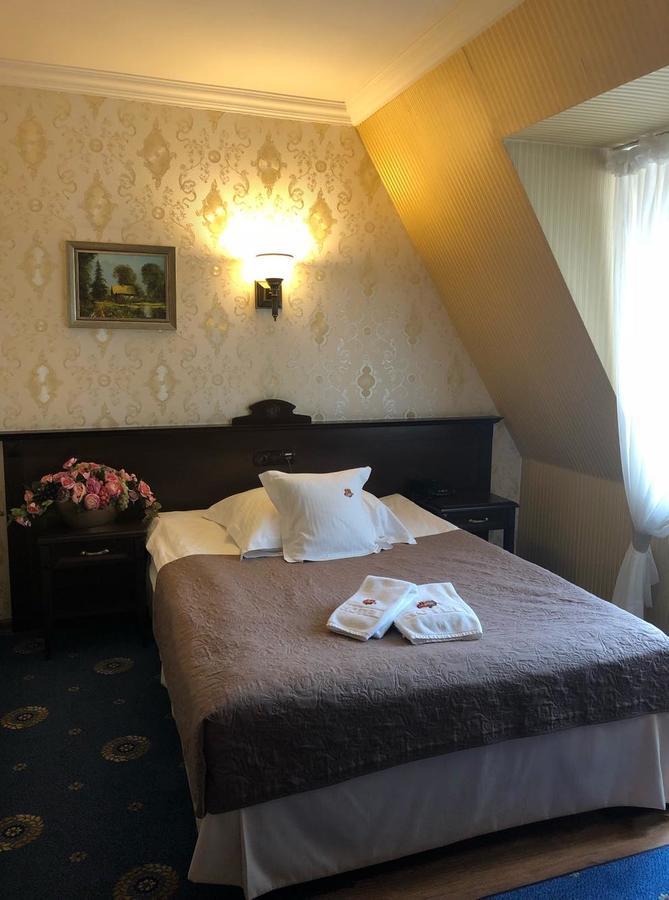 Olawian Hotel Oława Eksteriør bilde