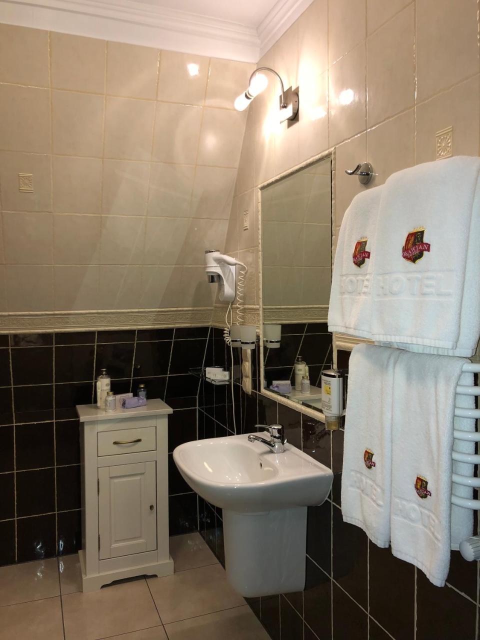Olawian Hotel Oława Eksteriør bilde
