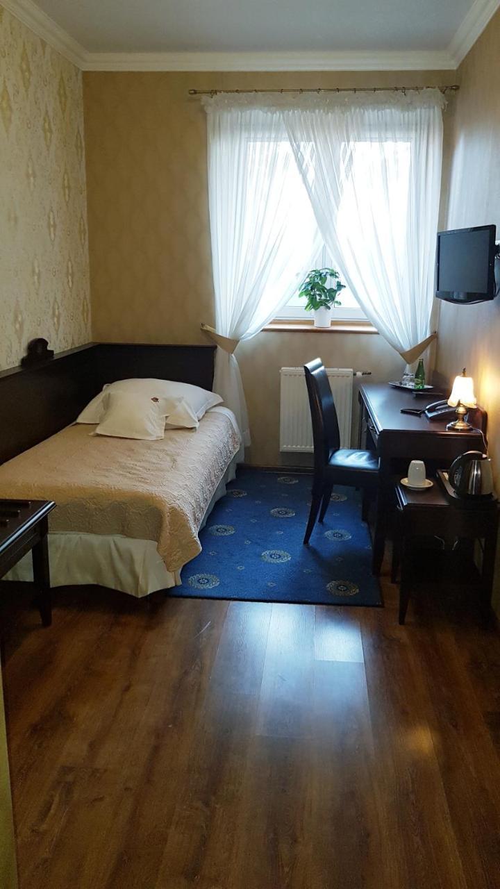 Olawian Hotel Oława Eksteriør bilde